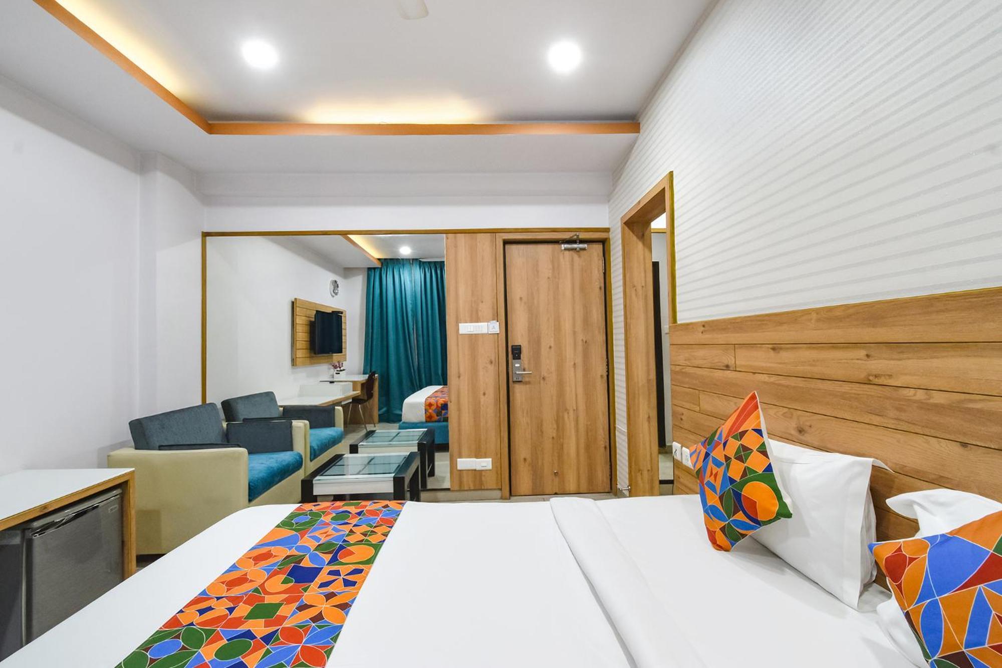 Fabhotel Aditya Homes - Nr Isb, Gachibowli Hyderabad Eksteriør billede